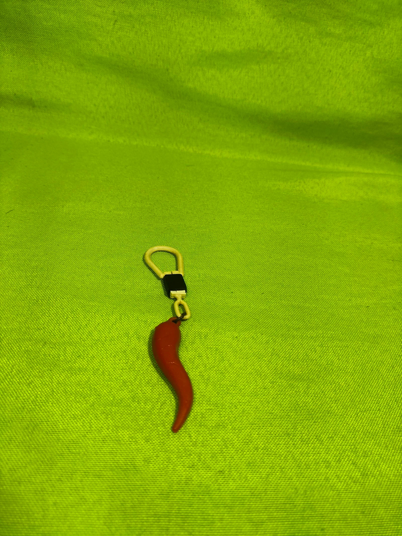 Chili-sleutelhanger of rood hoorntje van geluk – photo 3